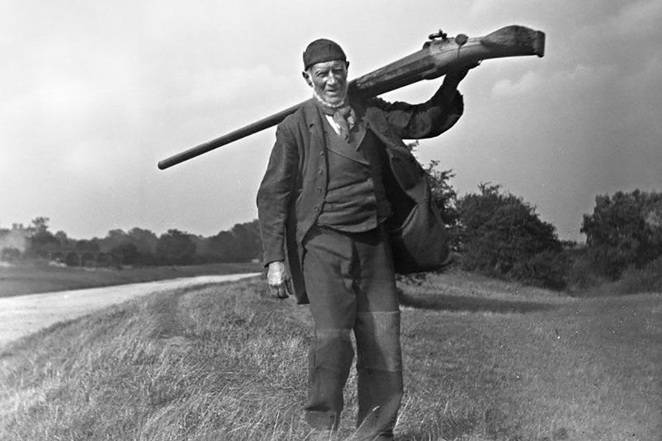 Punt gunning was primarily the activity of the working man or the market gunner.