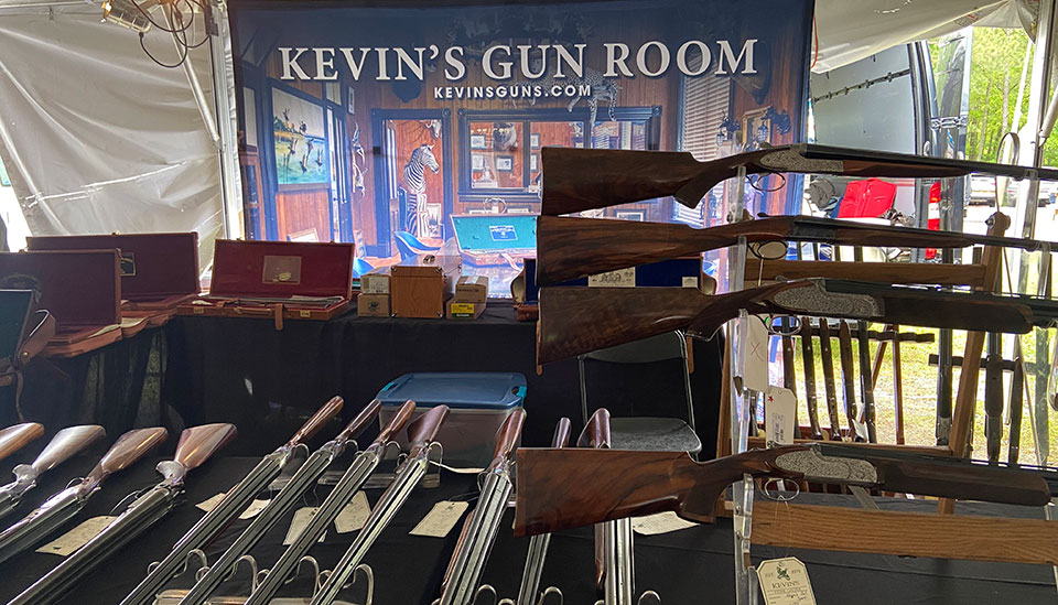 Most of the US dealers who sell older guns were there.